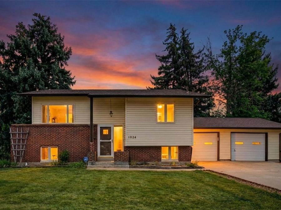 Front of 1024 W 97th Avenue, Northglenn, Colorado, sold by Steve Calley.